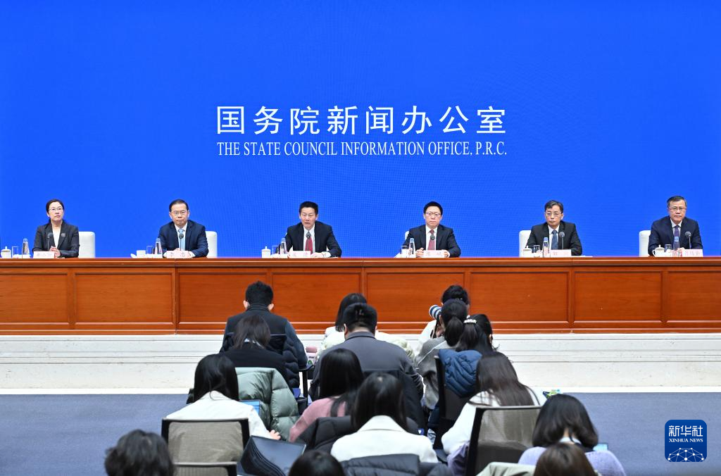 长投”——五部门详解中长期资金入市方案冰球突破平台打通卡点堵点 推动“长钱(图2)